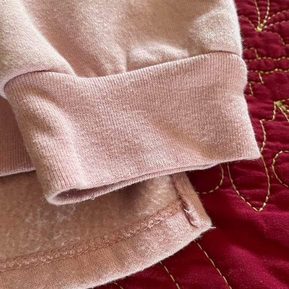 SNOOPY Pink Sweatshirt - Picture 8 of 11